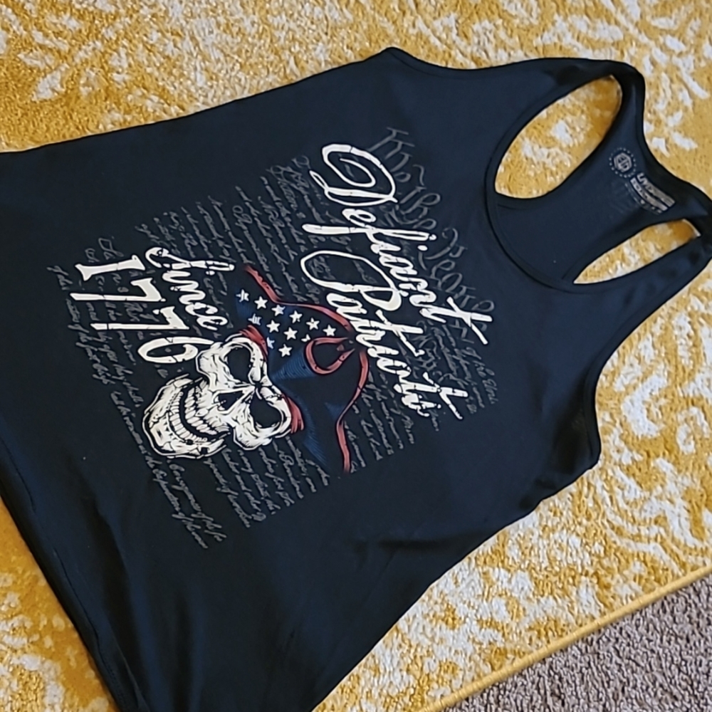NWOT Patriotic Tank Livesore